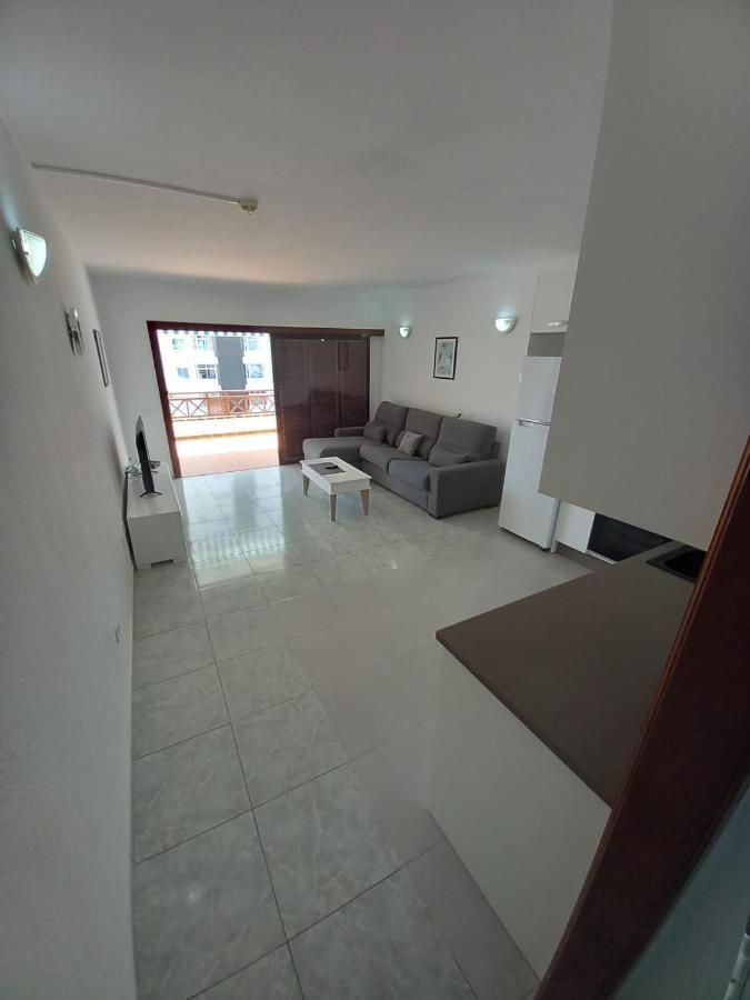 Victoria Court 2- Lovely Apartment 25 Арона Экстерьер фото